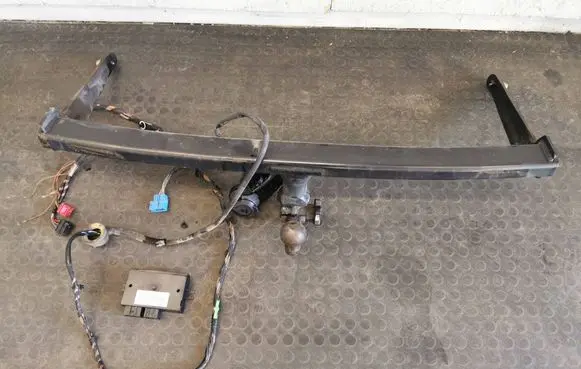 Volkswagen PASSAT B6 Tow bar set 