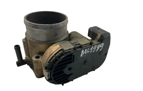Volkswagen Golf IV Throttle valve 06A133062C