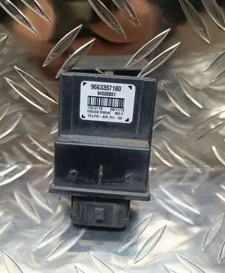 Peugeot 3008 I Day light relay 9663357180 94500S01 13312176