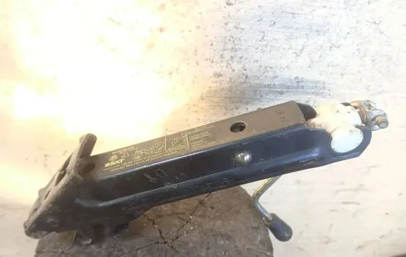 Seat Ibiza IV (6J,6P) Lift Jack 6K0011031B