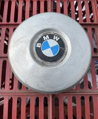 BMW 5 E12 Original wheel cap