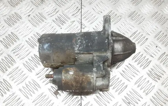 Mazda 323 F Starter motor M000T