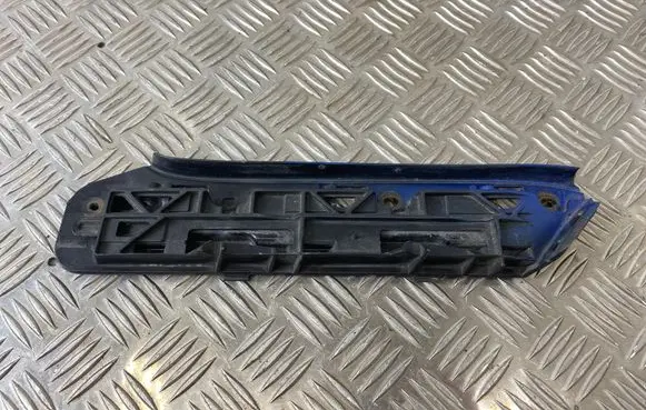 Volkswagen Caddy Front bumper mounting bracket 1T0807935 1T0807049