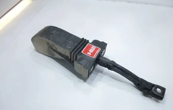 Volkswagen Touareg II Front door check strap stopper 7P0837249