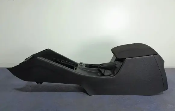 Skoda Octavia Mk3 (5E) Center console 5E1863243D