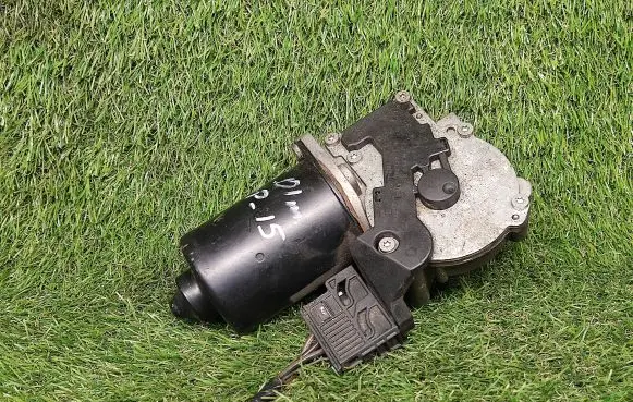 BMW X5 E53 Wiper motor 24012878 G1011075204