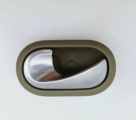 Renault Clio III Rear door interior handle 8247310579