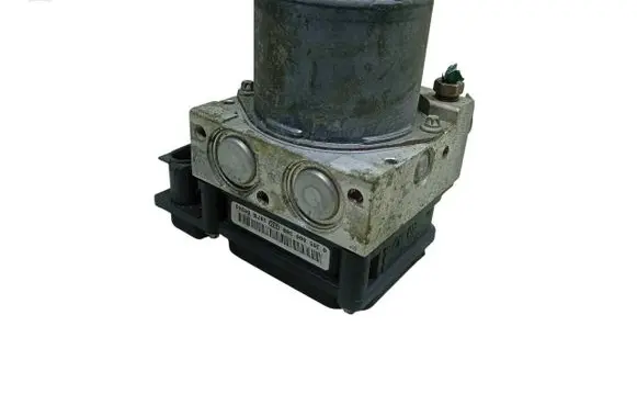 Renault Megane II ABS Pump 8200038695