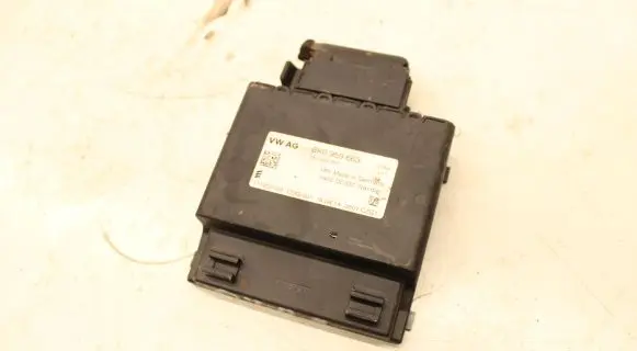 Audi A4 S4 B8 8K Voltage converter/converter module 8K0959663