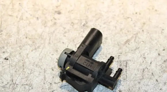 Audi Q5 SQ5 Turbo solenoid valve 1K0906283A
