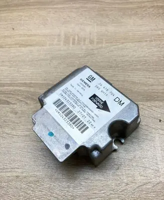 Opel Zafira A Airbag control unit/module 24416704
