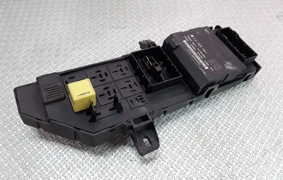 Opel Signum Comfort/convenience module 13168781