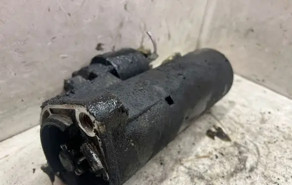 Audi A4 S4 B6 8E 8H Starter motor