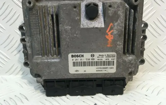Renault Trafic II (X83) Engine control unit/module 8200391179 8200051609