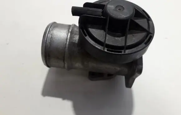 Mercedes-Benz A W168 EGR valve a6680900454