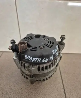 KIA Sportage Generator/alternator 373002F200