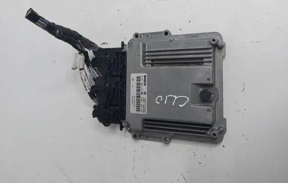 Renault Clio IV Engine control unit/module 237102747R 237104377R 0281030973