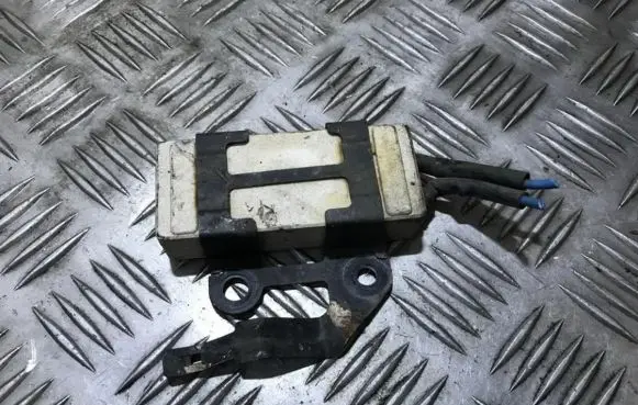 Coolant fan relay