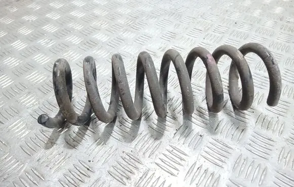 Mercedes-Benz C W204 Rear coil spring