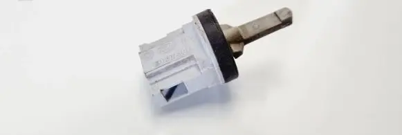 Volkswagen Touran I Interior temperature sensor 1K0907543A