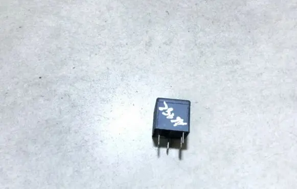 Seat Ibiza III (6L) Other relay 1j0906381a v23134b52x396