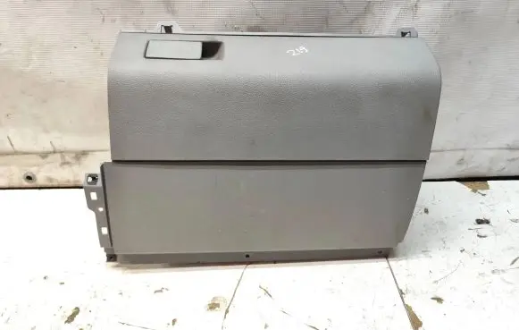 Volkswagen Touran I Glove box 1T1857097C