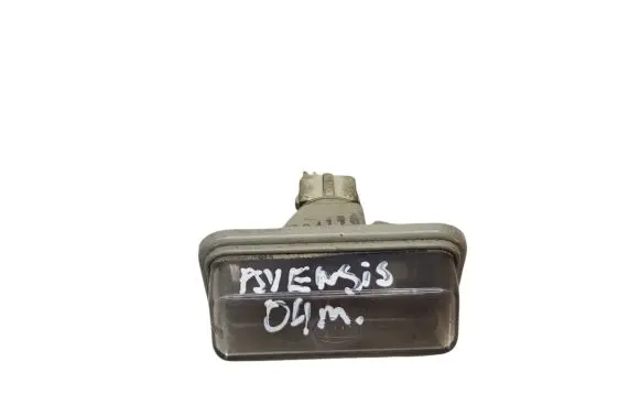 Toyota Avensis T250 Number plate light 001479