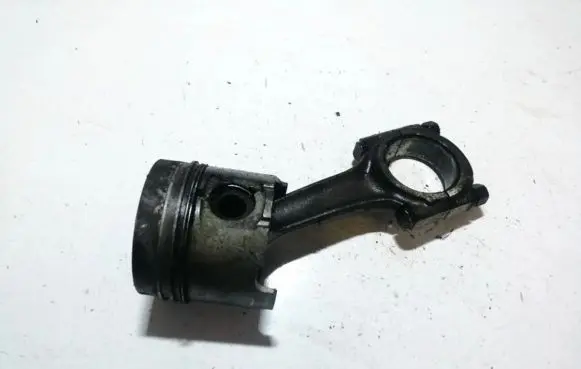 Peugeot Partner Piston with connecting rod