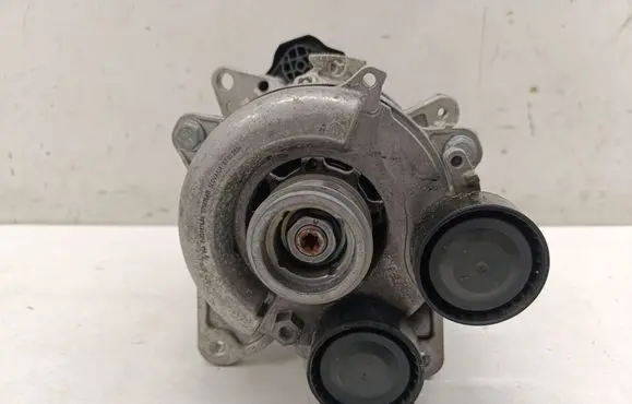Nissan Qashqai J12 Generator/alternator 1ST50S064 2740571B