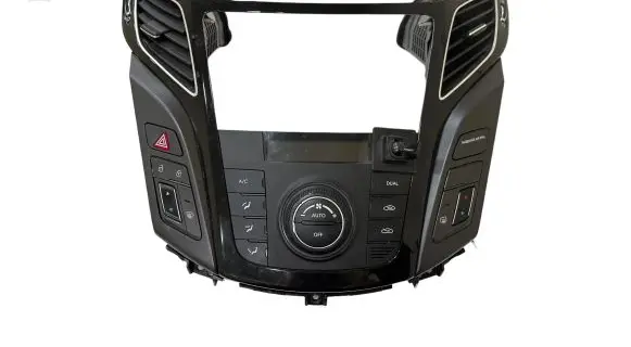 Hyundai i40 Center console 039157633A 040120 972503ZDD0
