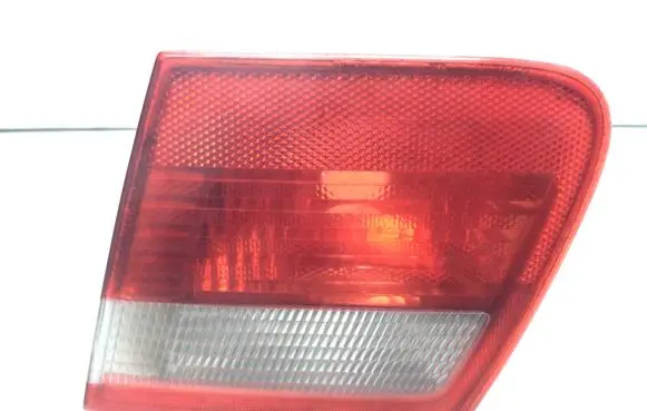 Tailgate rear/tail lights