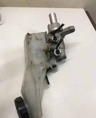 Nissan Qashqai Master brake cylinder 0204Y24277