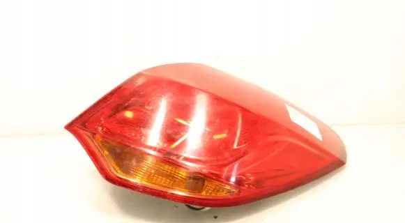 Opel Astra J Rear/tail lights E245027