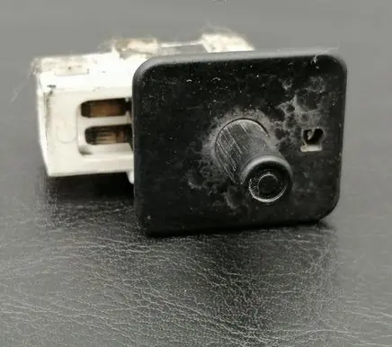 Mercedes-Benz E W211 Front door sensor A2028209410