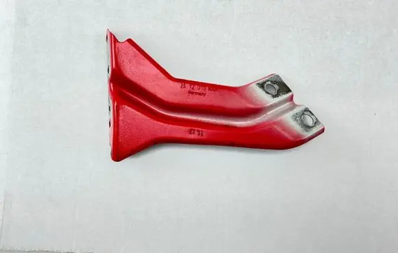 Audi A1 Fender mounting bracket 8X0821136A 51201SRAR