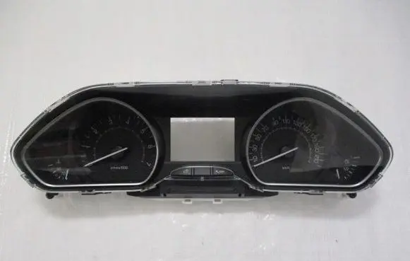 Peugeot 208 Speedometer (instrument cluster) 9822915380