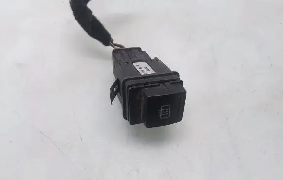Skoda Superb B5 (3U) Windscreen/window heater switch 3U0959621A