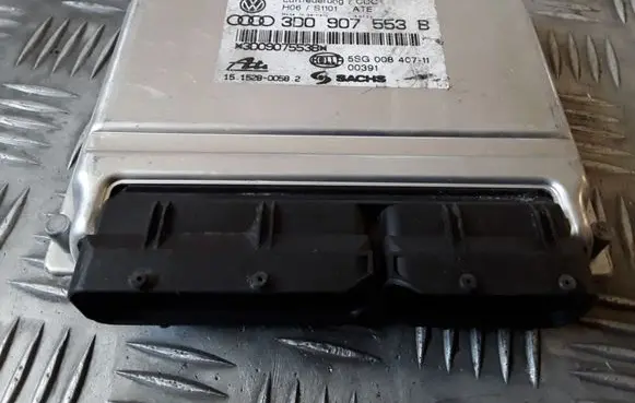 Volkswagen Phaeton Air suspension control unit module (rear) 3D0907553B 5SG00840711 15152800592