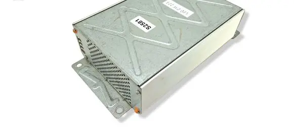 Audi A6 S6 C6 4F Sound amplifier 4F0035223