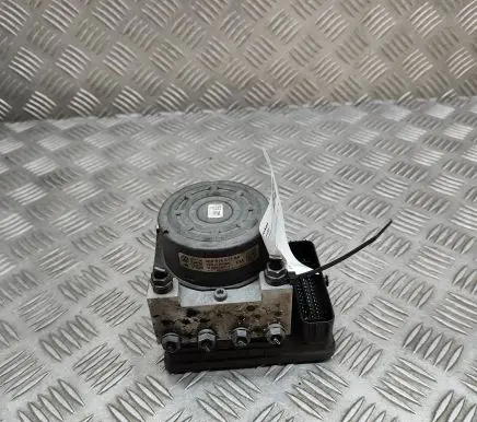 Volkswagen Golf VII ABS Pump 3Q0614517AA 3Q0907379AA