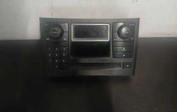 Volvo XC90 Radio/CD/DVD/GPS head unit 30679179 SN46489 05W10E04