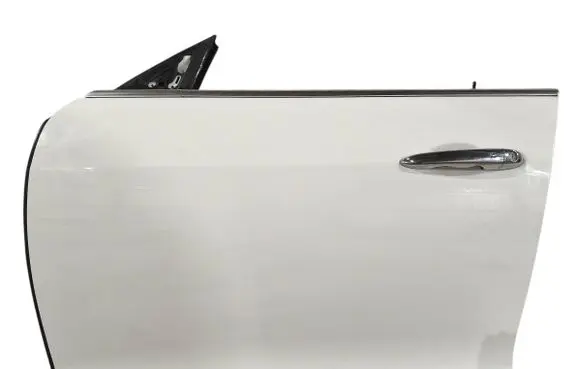 Maserati Ghibli Front door 