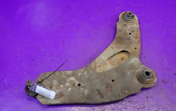 Opel Vivaro Front control arm