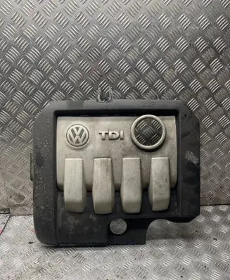 Volkswagen PASSAT B6 Engine cover (trim) 03G103925BL