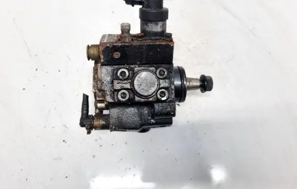 KIA Ceed Fuel injection high pressure pump 331002A400