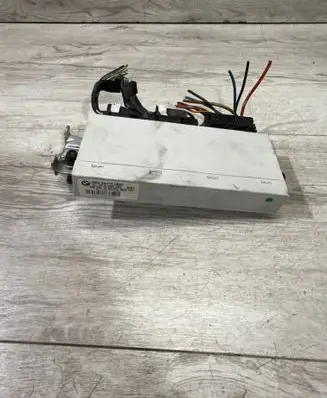 BMW Z4 E85 E86 Central body control module 6988086 61356988086 1085941