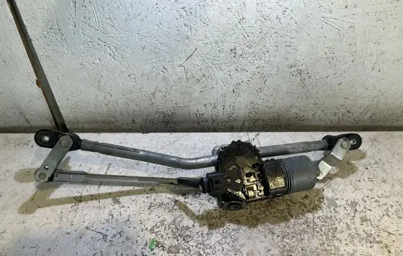 Ford Focus Front wiper linkage and motor BP4K67340 4M5117508AA 33924173104