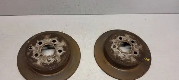 Toyota Avensis T250 Rear brake disc