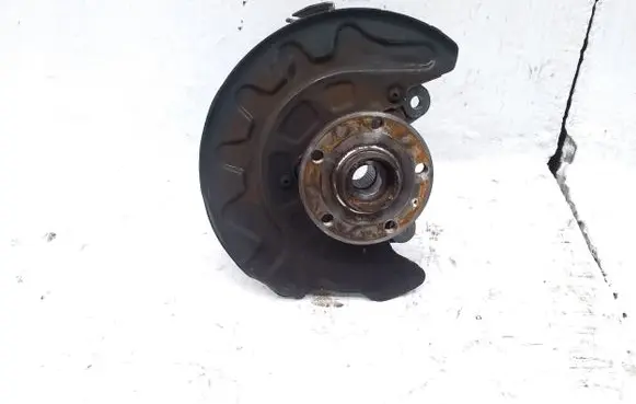 Skoda Karoq Front wheel hub spindle knuckle