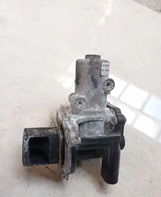Renault Clio III EGR valve 8200282949